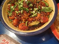 冒龙虾尾-马路边边 传媒大学店