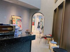 -HUG·拥抱咖啡(郑州宝龙广场店)
