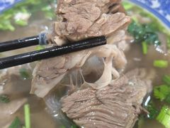 -丰登陕西水盆牛羊肉·泡馍