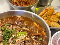 -蓉三少冒烤鸭·四川小吃集(北京首店)