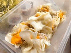 蛋黄鲜肉烧麦-真真鲜馄饨店(启蒙路店)