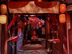 -暴风岛沉浸式体验馆(百联世纪店)