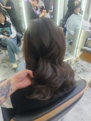 -藤野造型烫发染发