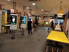 大堂-麦当劳(燕顺路店)