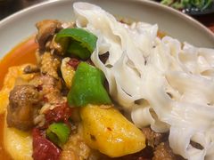 大盘鸡份送皮带面-东方亚克西餐厅(西康路店)