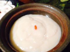 -老牌坊云南鱼豆花火锅(嵩山店)