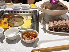 -巴奴毛肚火锅(九洲店)