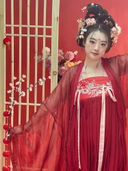 -汉仪华裳汉服馆(打浦桥店)