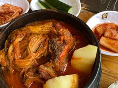 -喇喇排骨火锅·传统韩式脊骨汤(望京西园总店)
