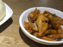 鸡爪-馋笼小食堂-青岛大虾包(繁花里店)