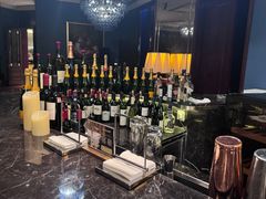 -龙虾酒吧扒房(宁波香格里拉店)