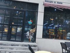 -啊噗吐呦现场烘焙(麦凯乐店)