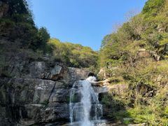 -麻城大别山桐枧冲瀑布群风景区