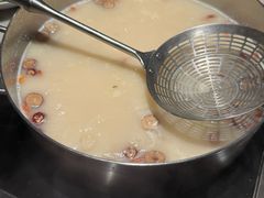 -尚尚仙·酸汤猪手·猪肚鸡火锅(华联万柳购物中心店)