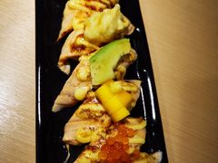-万岁料理回转寿司(华贸店)