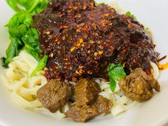 牛肉杂酱面-清真知感酸汤水饺(回民街店)