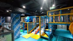 -反弹蹦床公园·亲子乐园·团建·派对(青岛融创茂店)