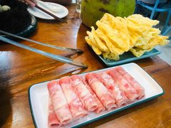 -老何家后安粉·糟粕醋海鲜火锅(三亚湾椰梦长廊店)