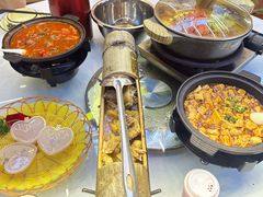 -刘姐啤酒鱼民族演艺餐厅(西街总店)