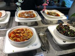 -遇上西雅图多融合海鲜自助餐厅(中房金谊广场店)
