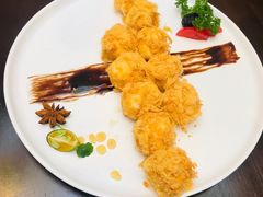 蛋黄肉松球-赵小姐丨新中餐(曲江店)