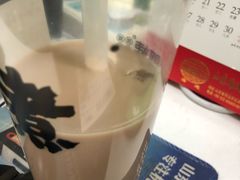 -沪上阿姨·精选茶饮(十一经路店)