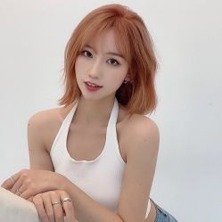 -妃格美发沙龙·烫发·染发
