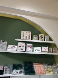 -VIVI BEAUTY  美甲美睫皮肤管理中心