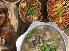 -谢老五跷脚牛肉·非遗传承店