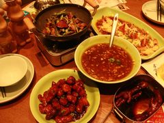 丝袜奶茶-弄堂里·寻味杭州(湖滨银泰in77C区店)