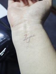 -V一刺青·纹身   穿孔    清洗