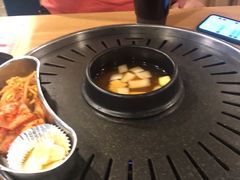 -江南猪肉商会无限续吃(弘大店)