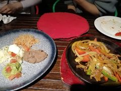 特色烧烤牛肉卷饼-Cactus墨西哥仙人掌餐厅