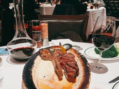 招牌大里脊双人份-Wolfgang’s Steakhouse 沃夫冈牛排馆(上海白玉兰广场店)
