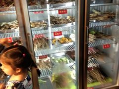 -钢管厂歆瑞源油卤串串香(春熙路太古里店)