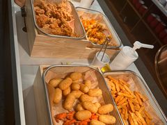 -言玖鲜火锅串串披萨自助(益田假日店)