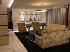 -青岛海尔洲际酒店