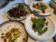 -八府香鸭·啫啫煲(华山路店)