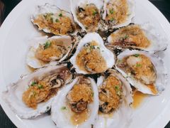 -香山湖渔家大院