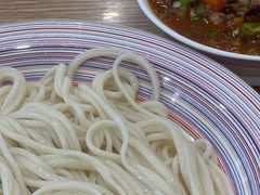 -歹歹的加个面过油肉拌面