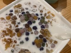 -五月甜品(中山公园店)