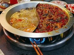 -四小区火锅·巷子里的重庆火锅(花照壁店)