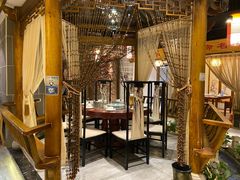 -万重锦·人文川菜馆(骡马市店)