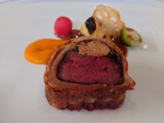 黑松露惠灵顿鹅肝牛排-蝶舍·MAISON PAPILLON