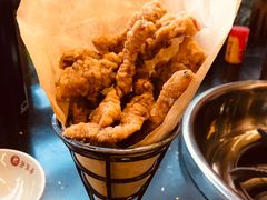 -茅草房·河畔园林火锅