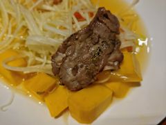 芒果牛肉沙拉-mango tree芒果树泰国餐厅(青岛万象城店)