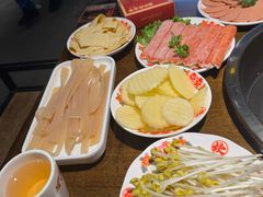 -牛市坎火锅(建设路店)