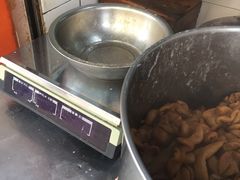 -谢记素红大肠店(新民路店)