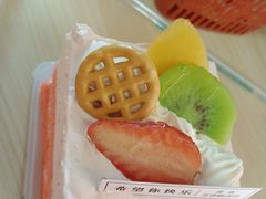 -瑞幸咖啡(南京绿地之窗店)