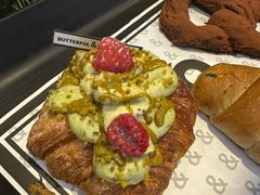 -BUTTERFUL&CREAMOROUS 黄油与面包(西单大悦城店)